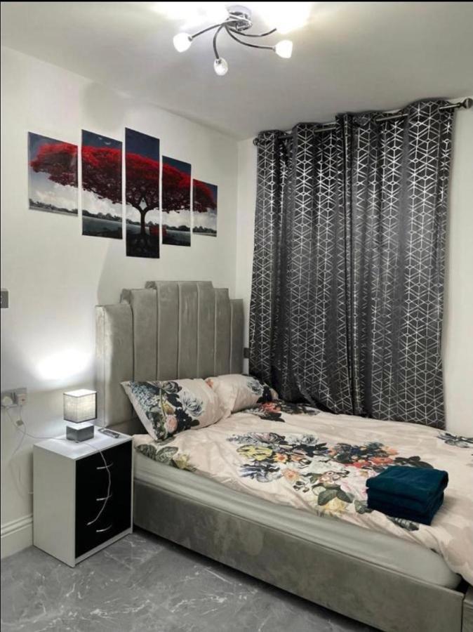 Entire 5 Star Luxury Whalley House Wifi Tv Luxury Burnley Eksteriør billede